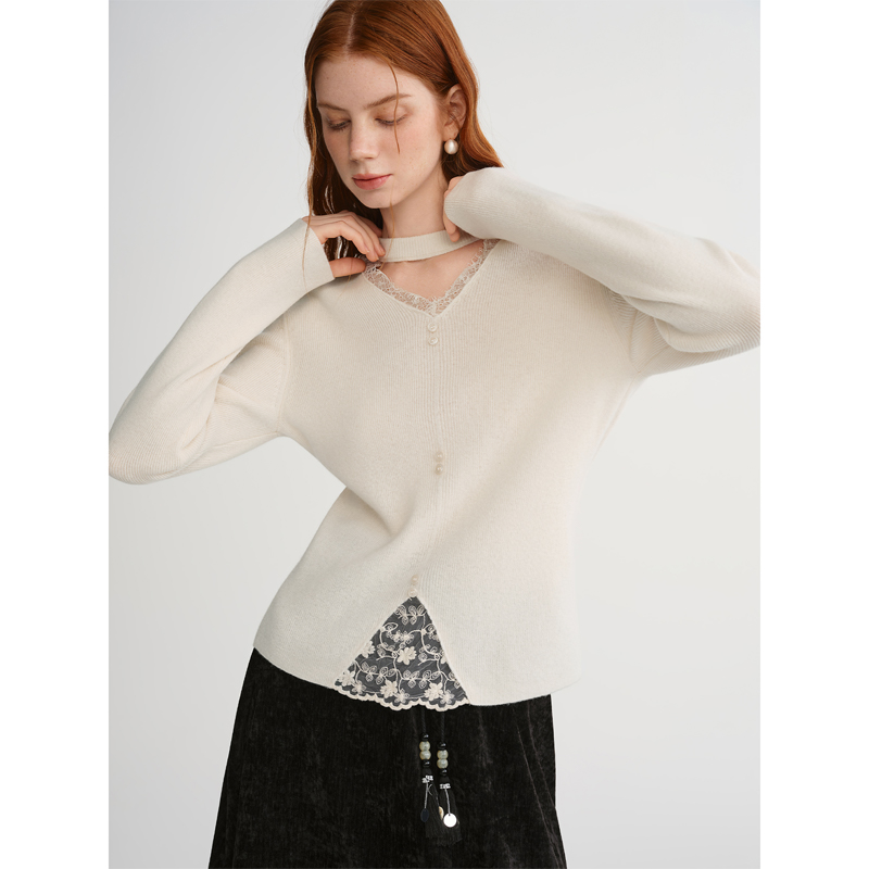 独束大码女装【心动信号】蕾丝拼接镂空V领针织衫羊毛针织25DS84529