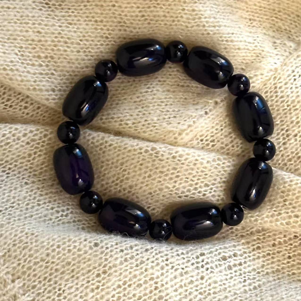 F315 舒俱来玛瑙手串 尺寸17*13mm