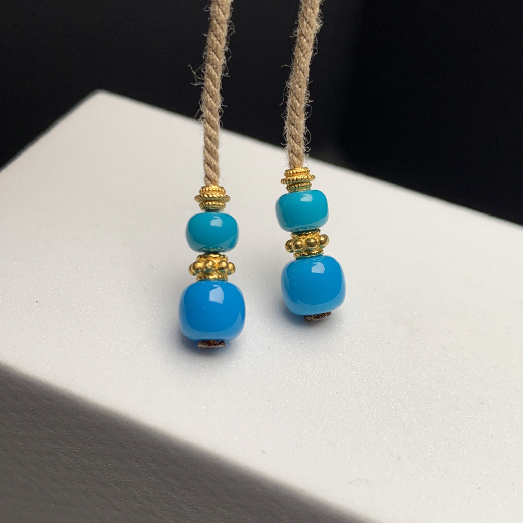 湖北原矿绿松石暴力蓝搭配18K金弟子珠套装