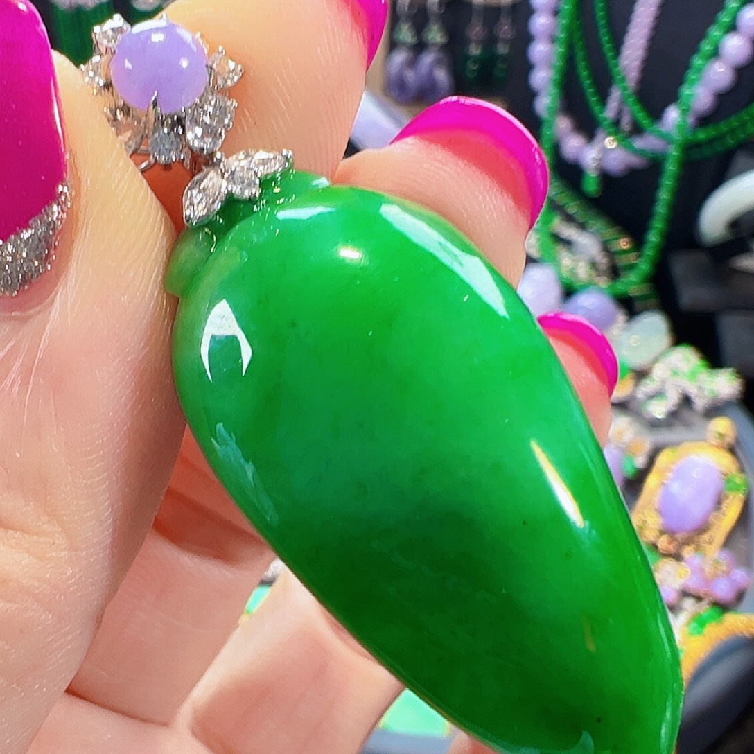 翡翠18K金镶嵌颈饰签收后24小时鉴赏期