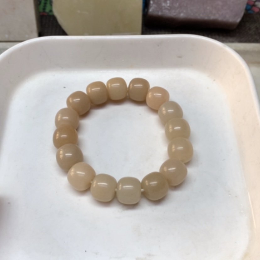 【闪购商品】未镶嵌手镯石英岩玉糖串