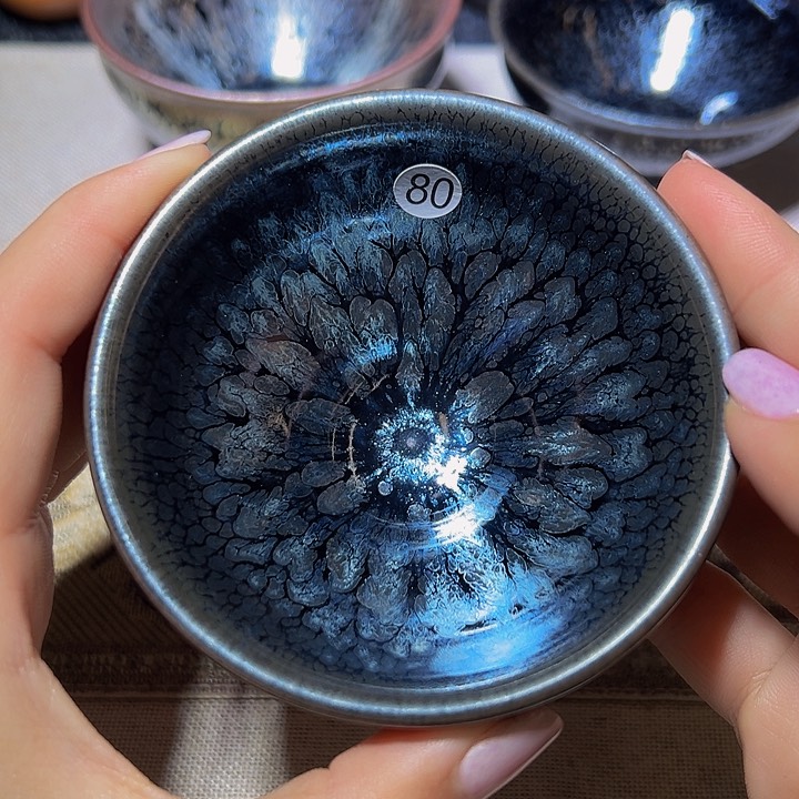 茶盏在栖落直播间选的 20元以内默认微瑕 80