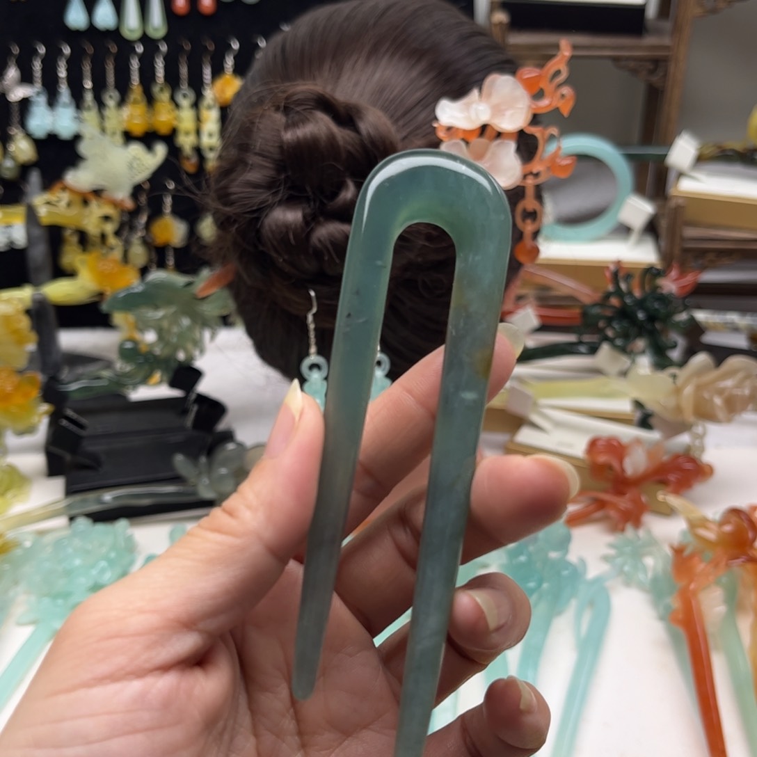 蛇纹石玉发饰合金