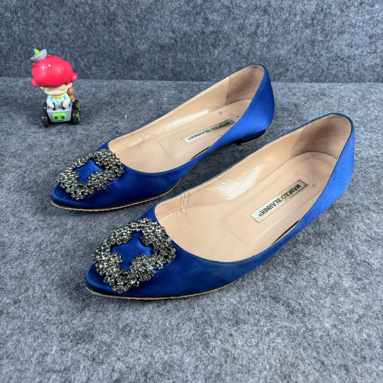 95新 MANOLO BLAHNIK/莫罗·伯拉尼克 方钻平底鞋 36.5码 YLP1262