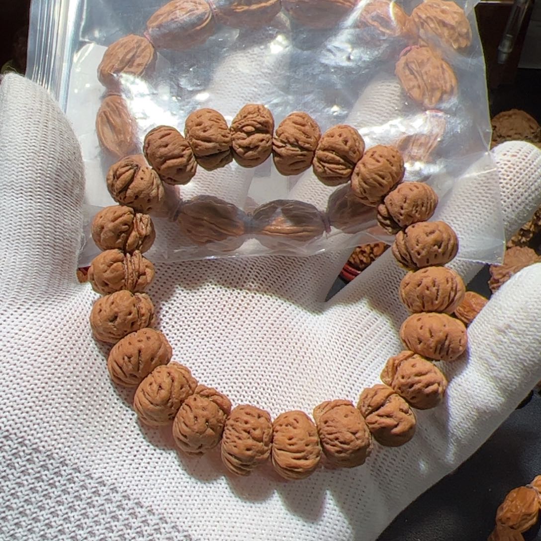 文玩核桃把件藕*异形，蟠桃串