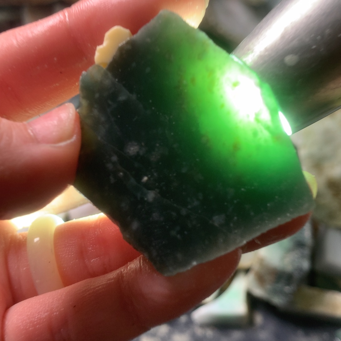 翡翠颈饰未镶嵌缅甸翡翠