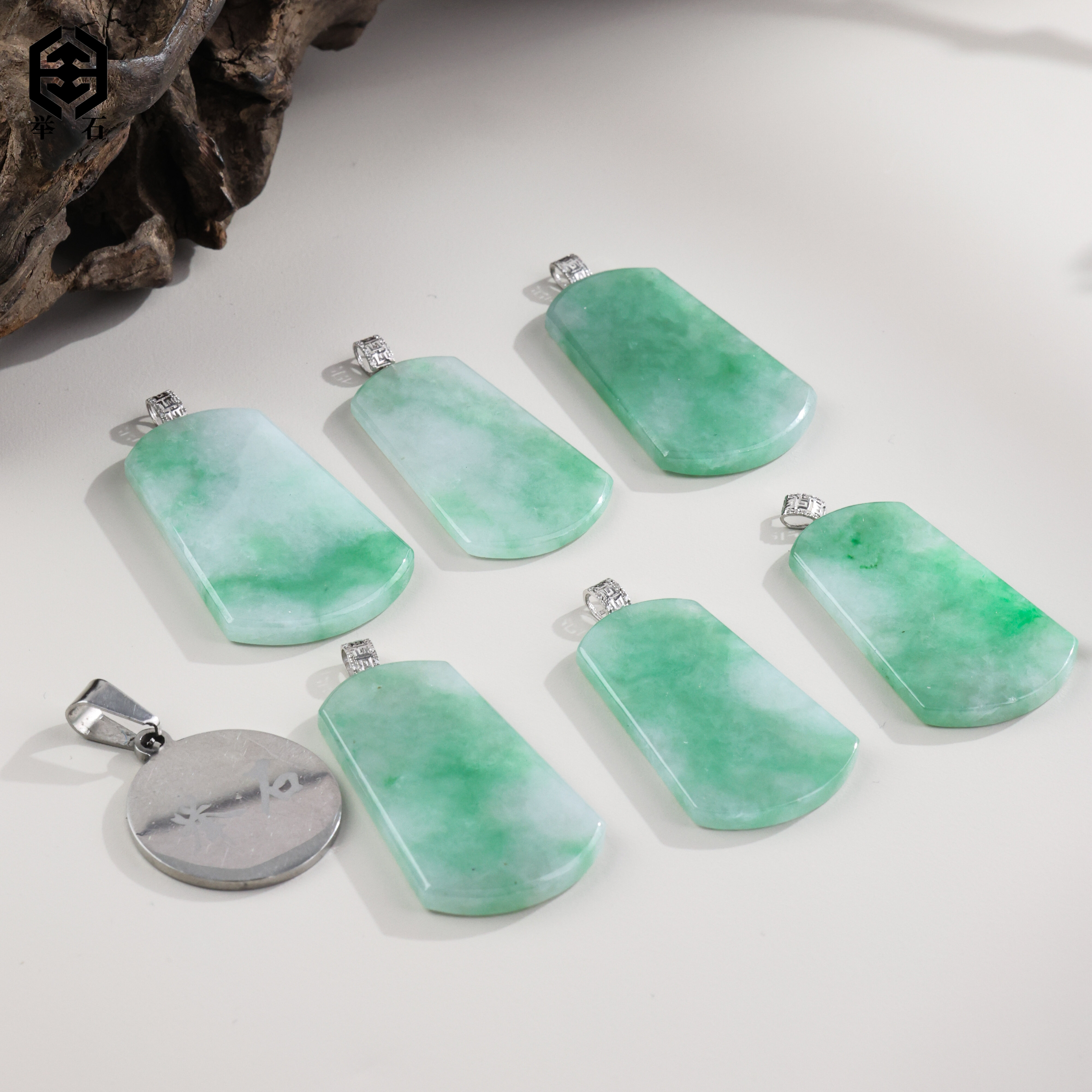 【举石精选】X1231-512-410翡翠吊坠18k（一件/多样性发）Y