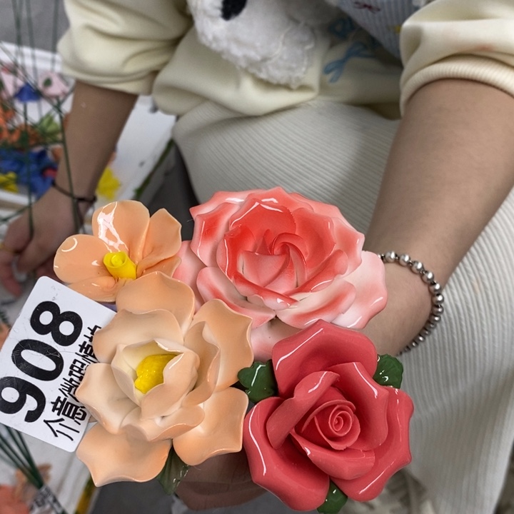 摆件陶瓷材料加工