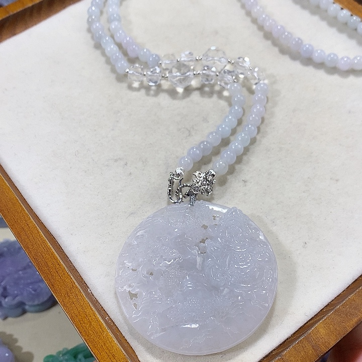 翡翠未镶嵌颈饰翡翠吊坠