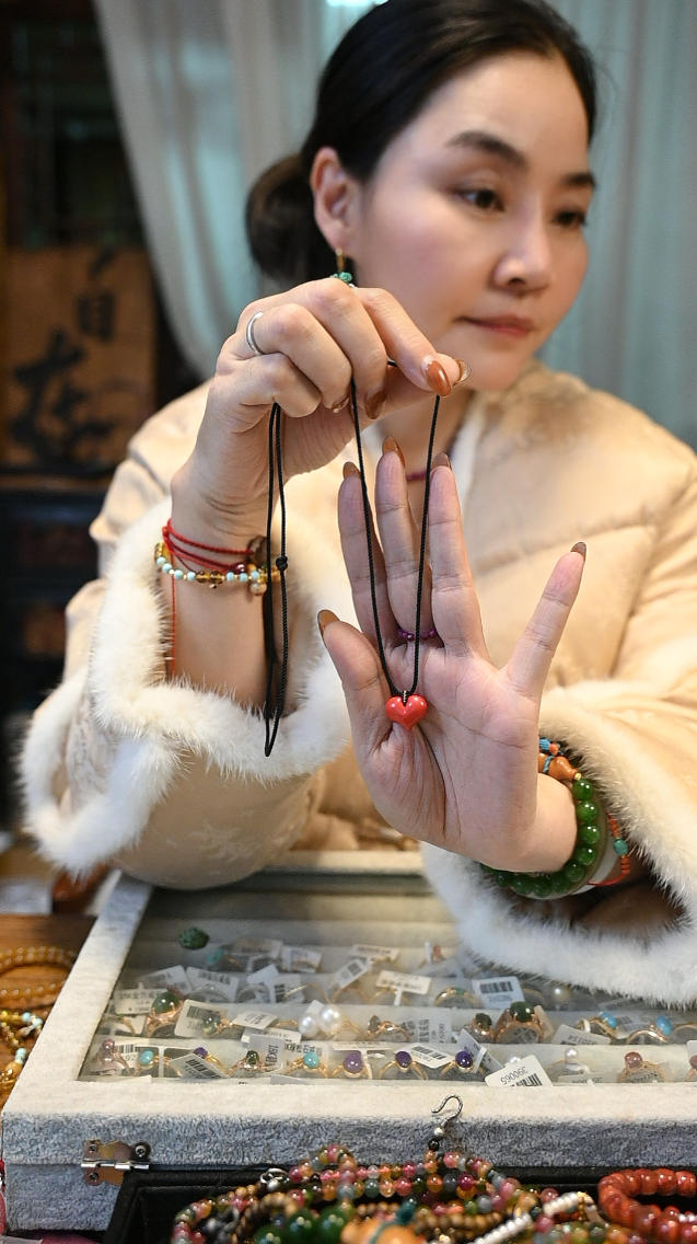 非金属珐琅吊坠 红色爱心吊坠可调节项链