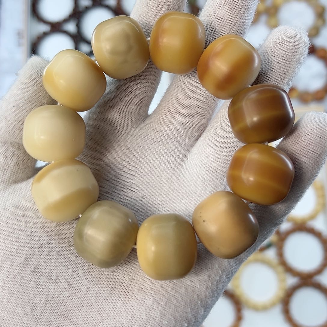 菩提根/象牙果手串杰*卡24 干磨瑕疵S87