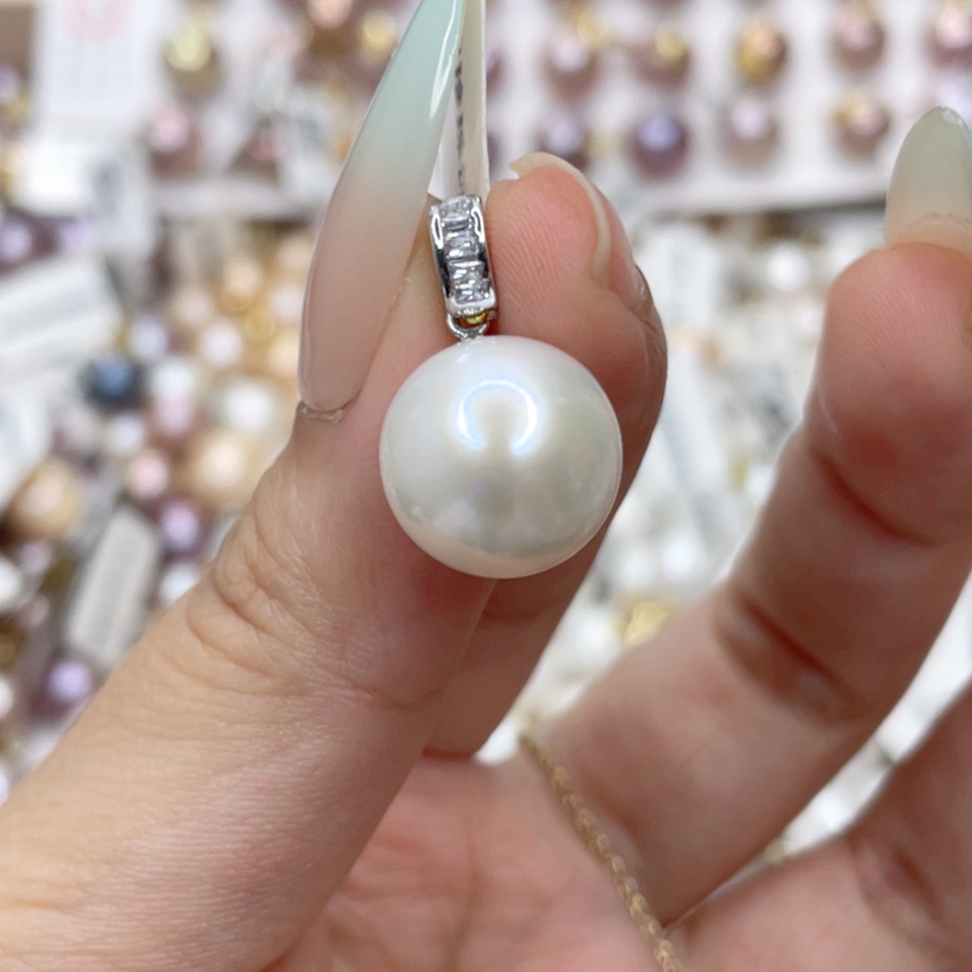 淡水珍珠未镶嵌吊坠(赠链)