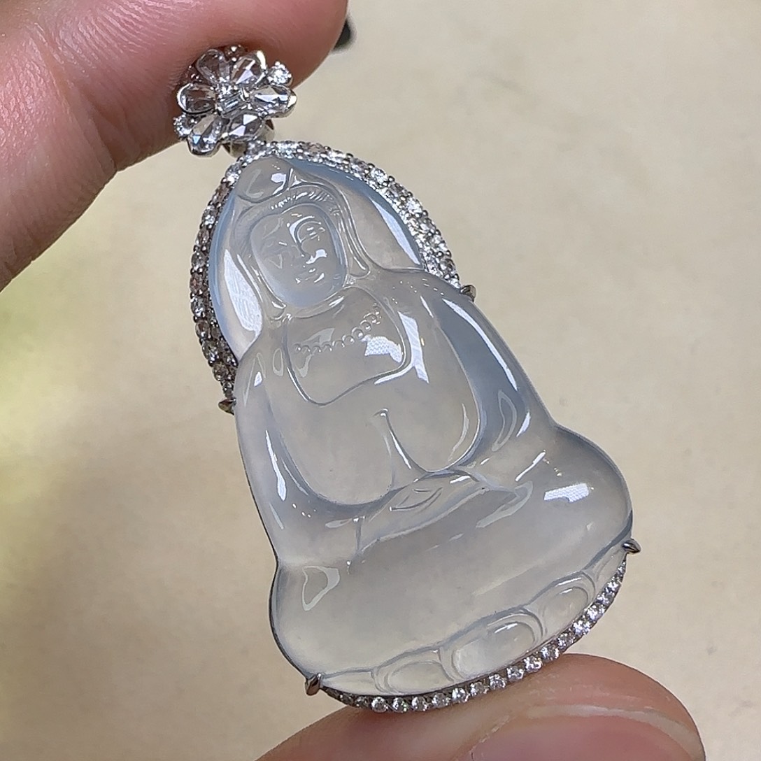 颈饰18K金镶嵌翡翠天然翡翠