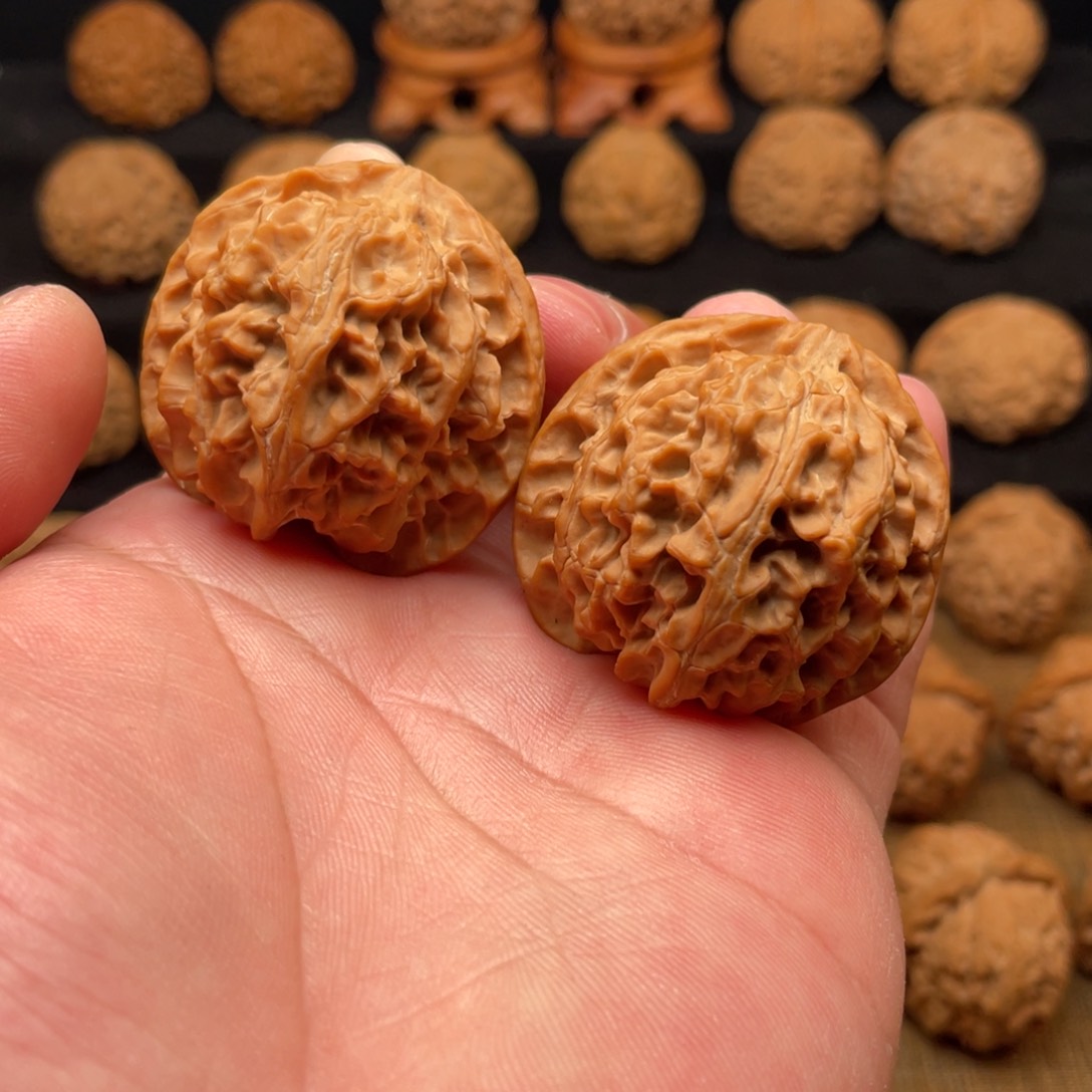 文玩核桃把件40苹果园