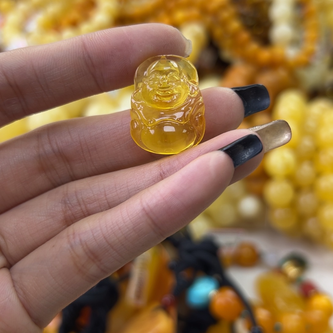 琥珀珠宝奇石未镶嵌