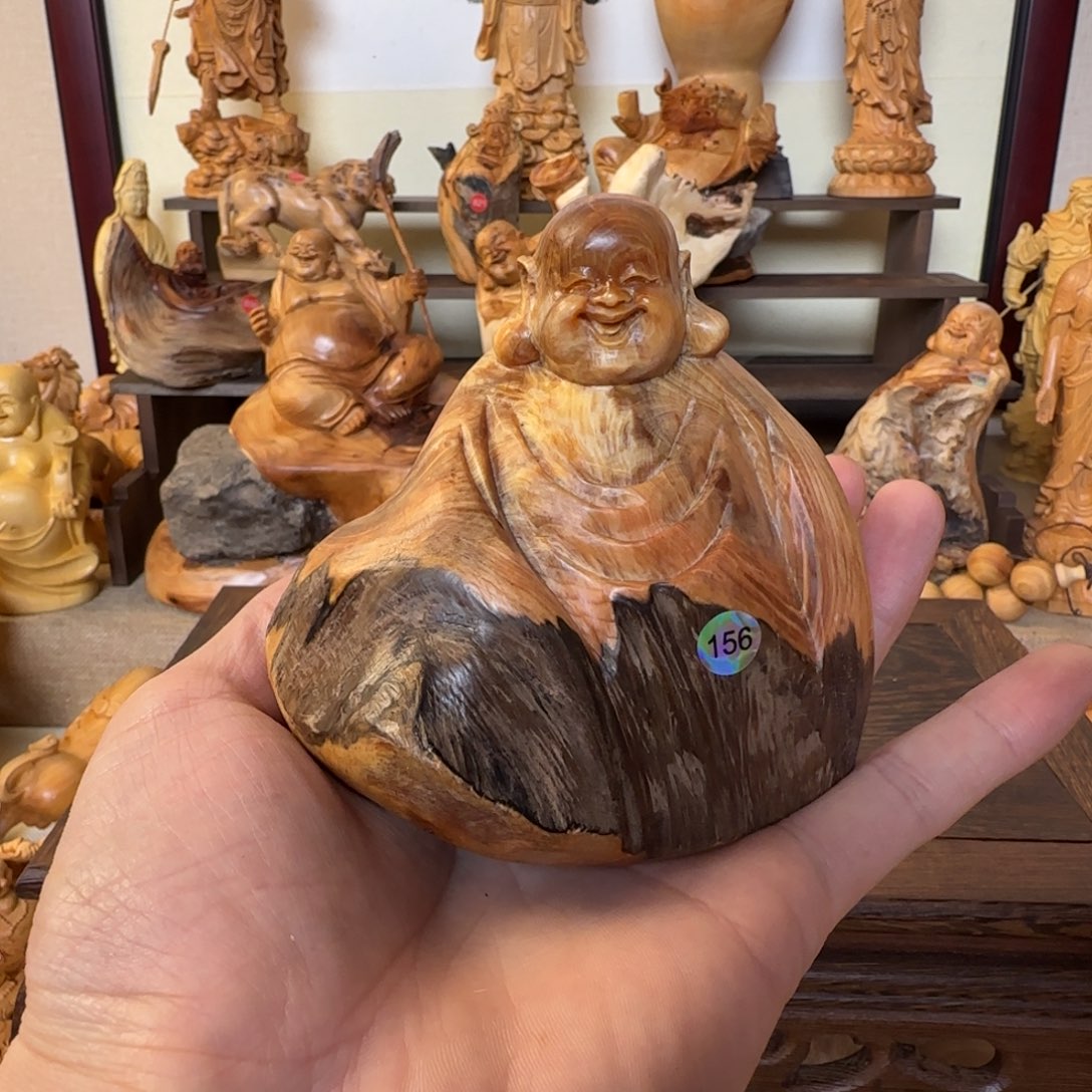 崖柏小木匠艺雕一物一拍