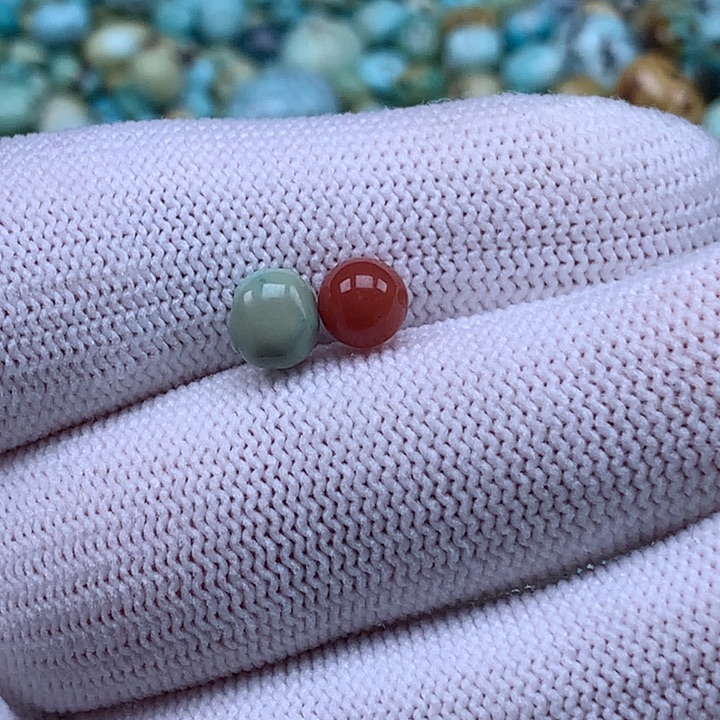 南红玛瑙未镶嵌珠宝奇石