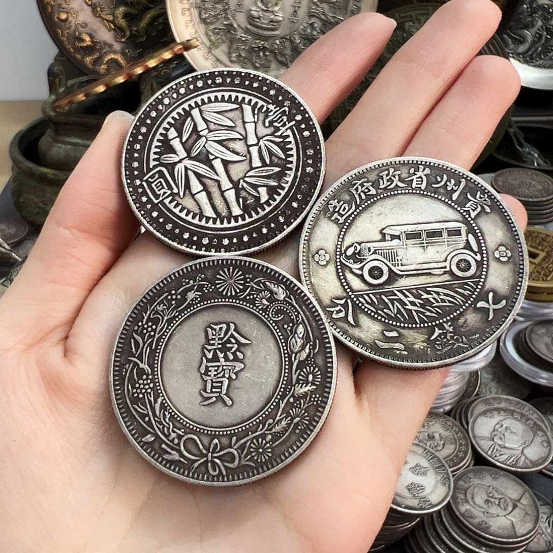 金属复古风格摆件