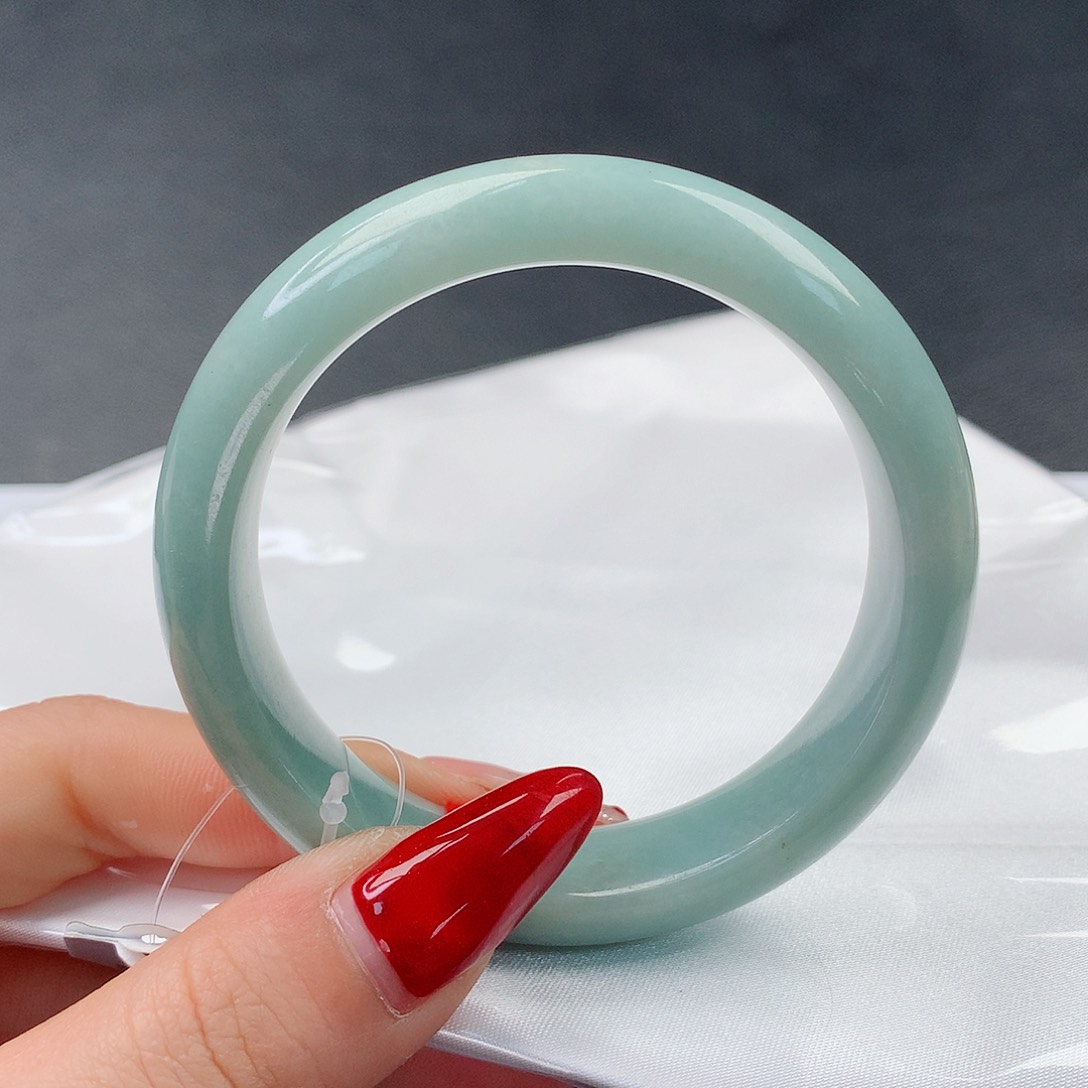 翡翠手镯未镶嵌26正54