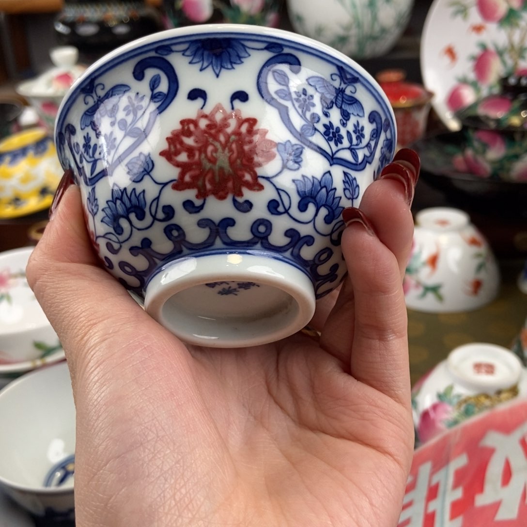 陶瓷艺术家的作品是一种