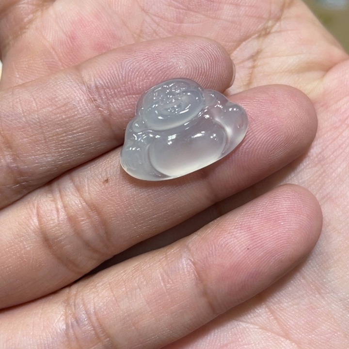 翡翠18K金镶嵌颈饰佛公