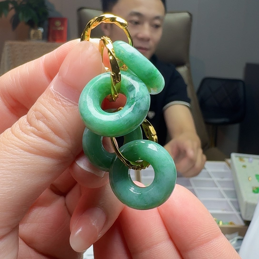 翡翠未镶嵌耳饰多样性发货其一