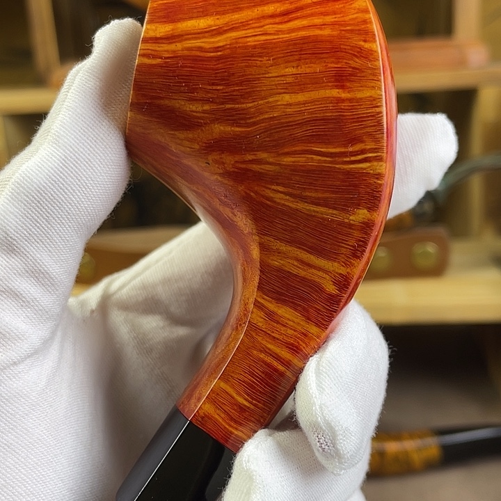 自由式火山斗。   