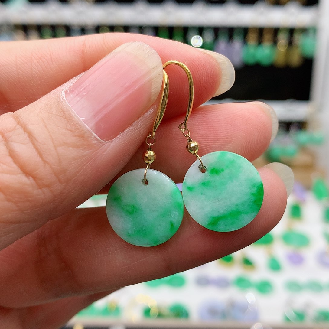 翡翠耳饰18K金镶嵌的