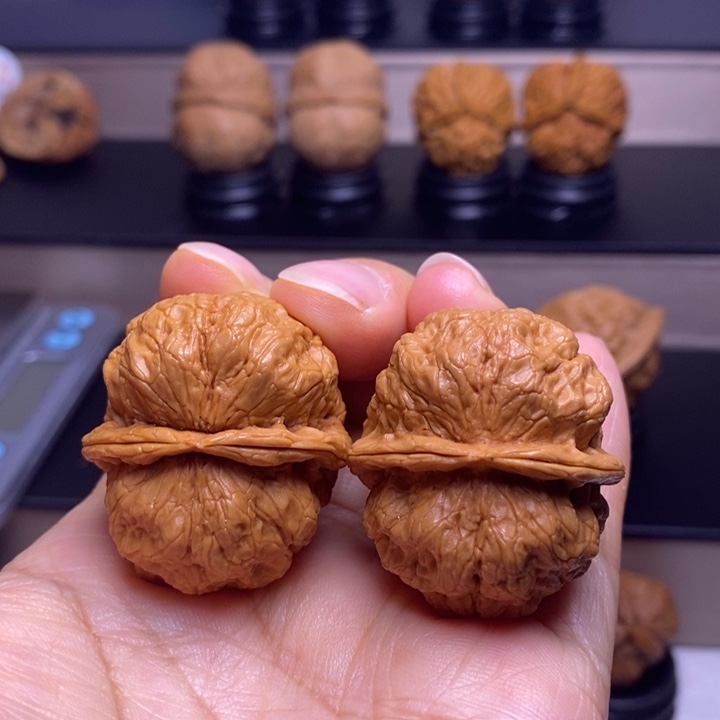 把件文玩核桃龙鳞舍利疙瘩包48