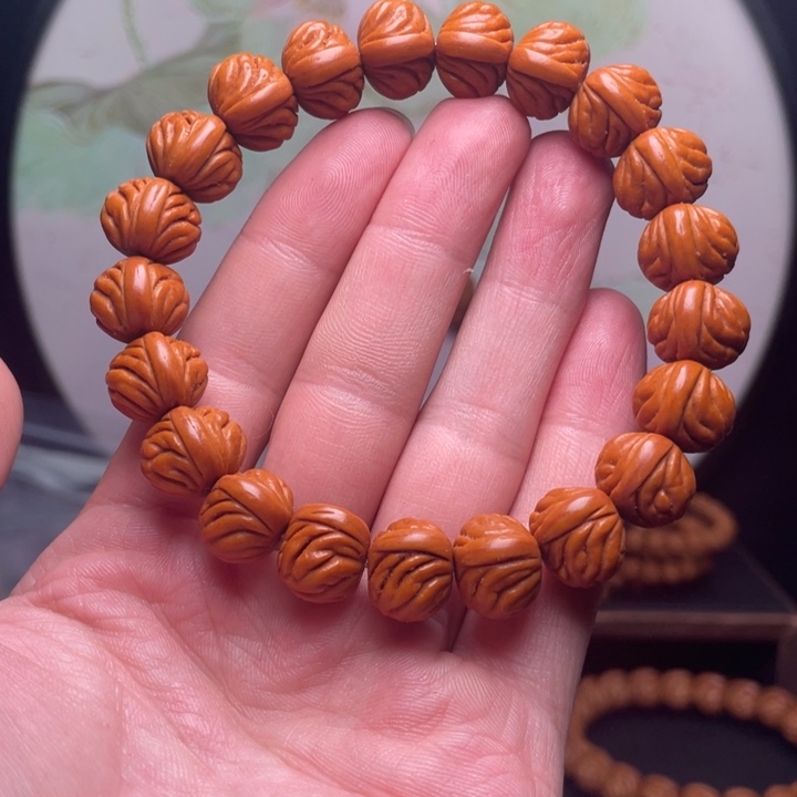 手串桃核14红魔爆肚