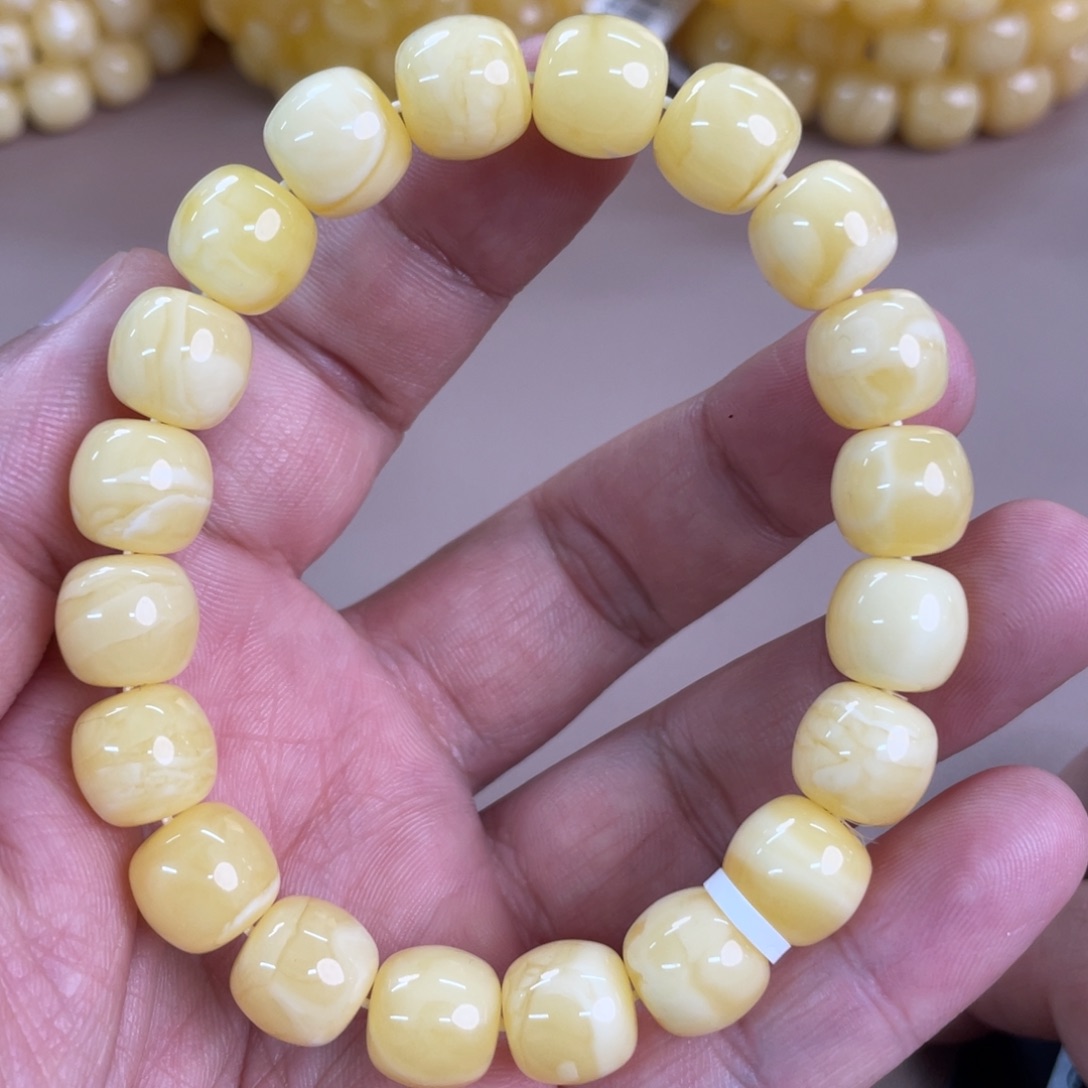 琥珀裸石未镶嵌132000000000