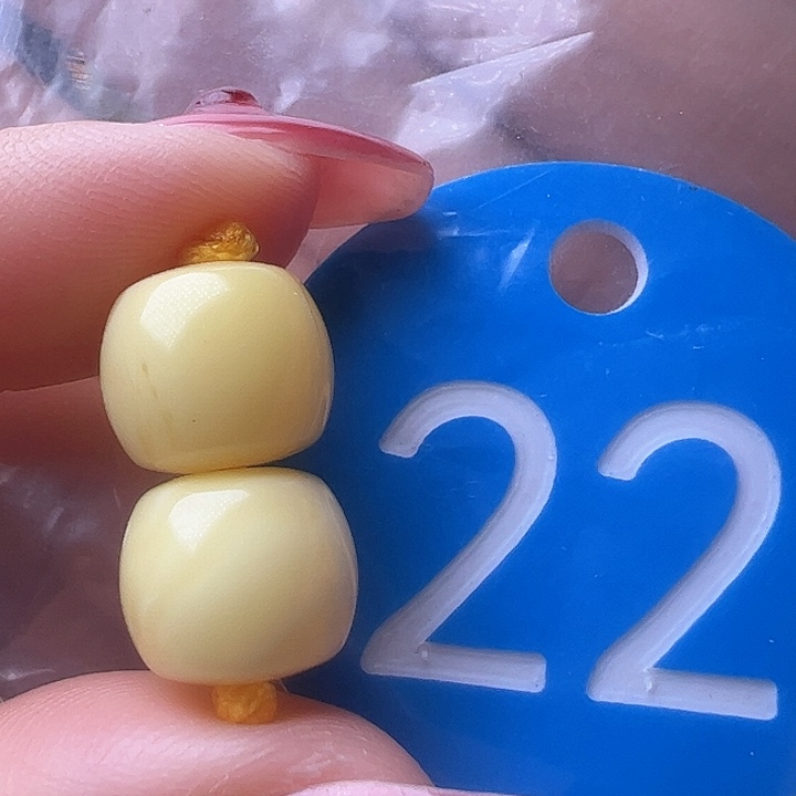 蜜蜡裸石未镶嵌10.3mm 氧化料 直切