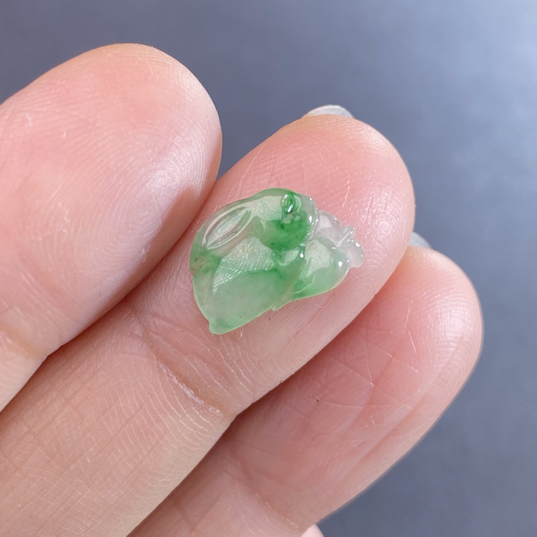 冰飘阳绿萝卜兔天然缅甸A货翡翠雕工精细时尚滴溜12.0/8.2/2.8