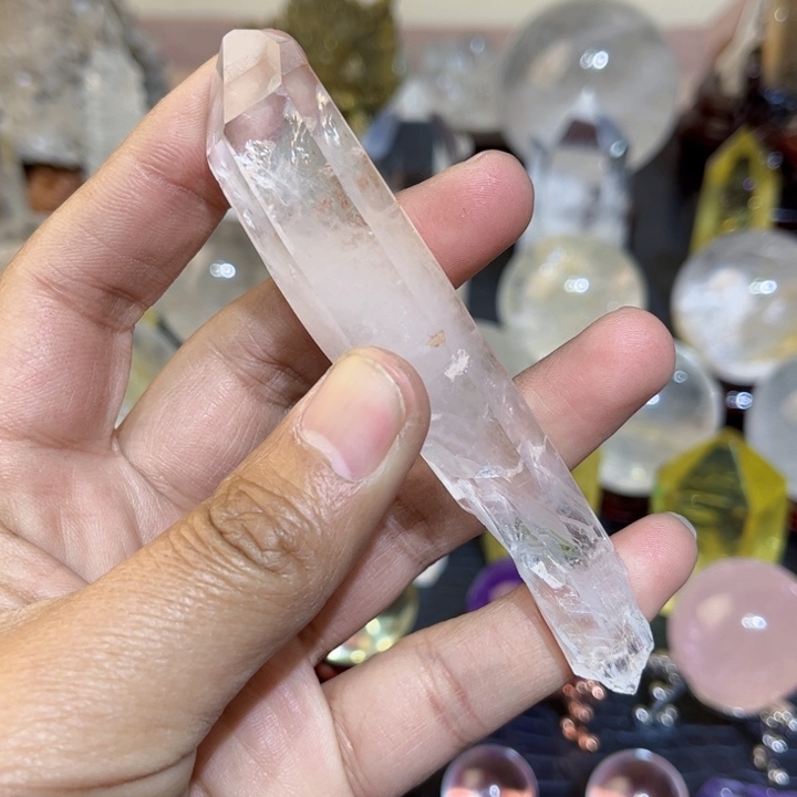 水晶摆件未镶嵌柱