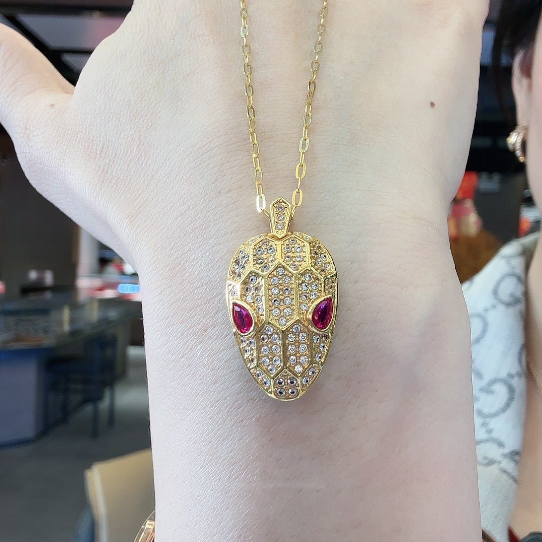 玛瑙/玉髓项链18K金镶嵌项链