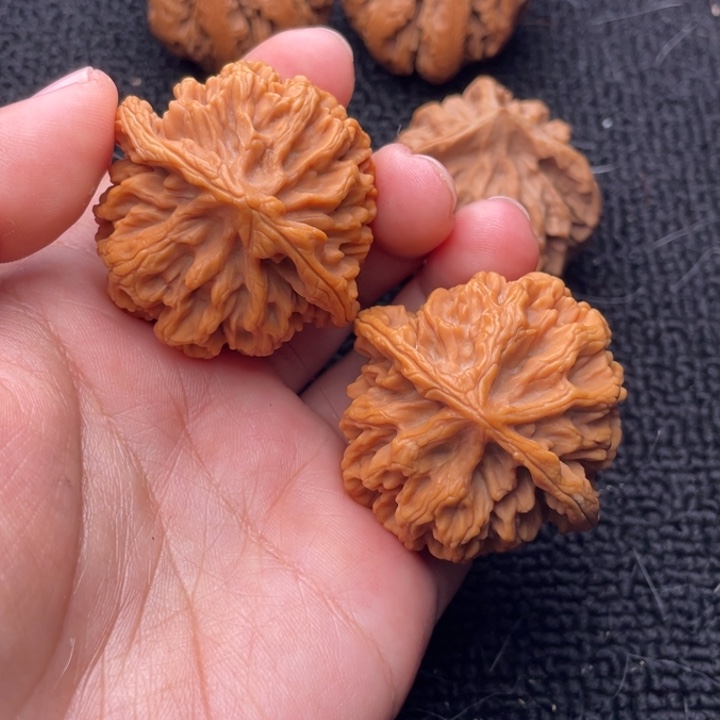 吊坠文玩核桃文玩核桃10