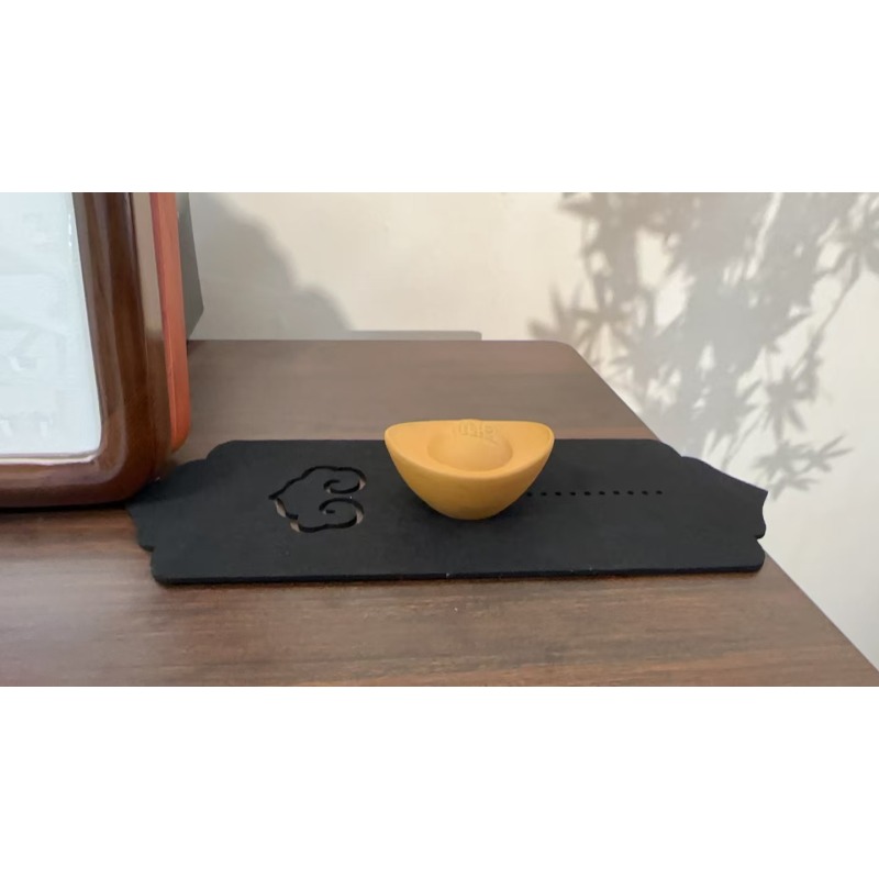 《黄金段金元宝》- -紫砂