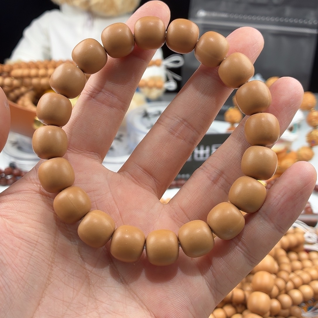 蔡***)手串猴头核桃老型