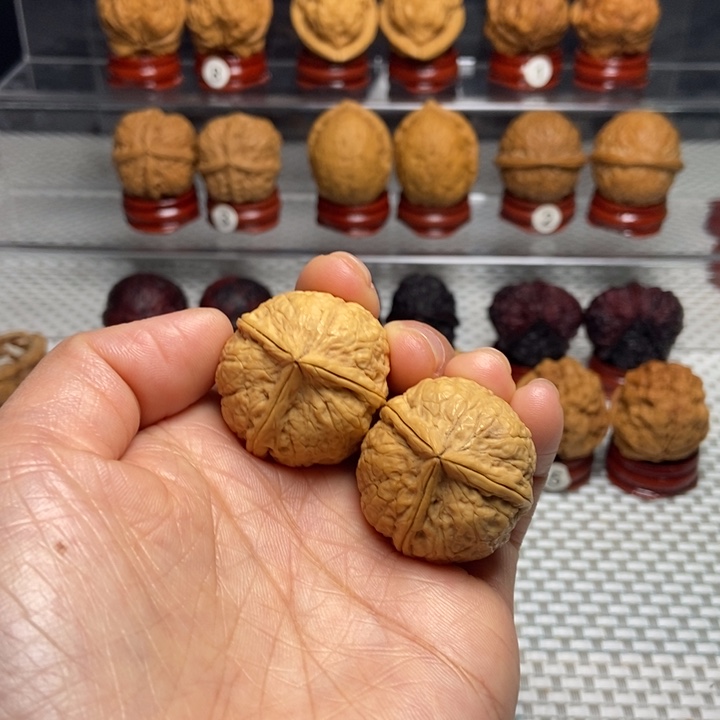 文玩核桃把件4南瓜墩三棱