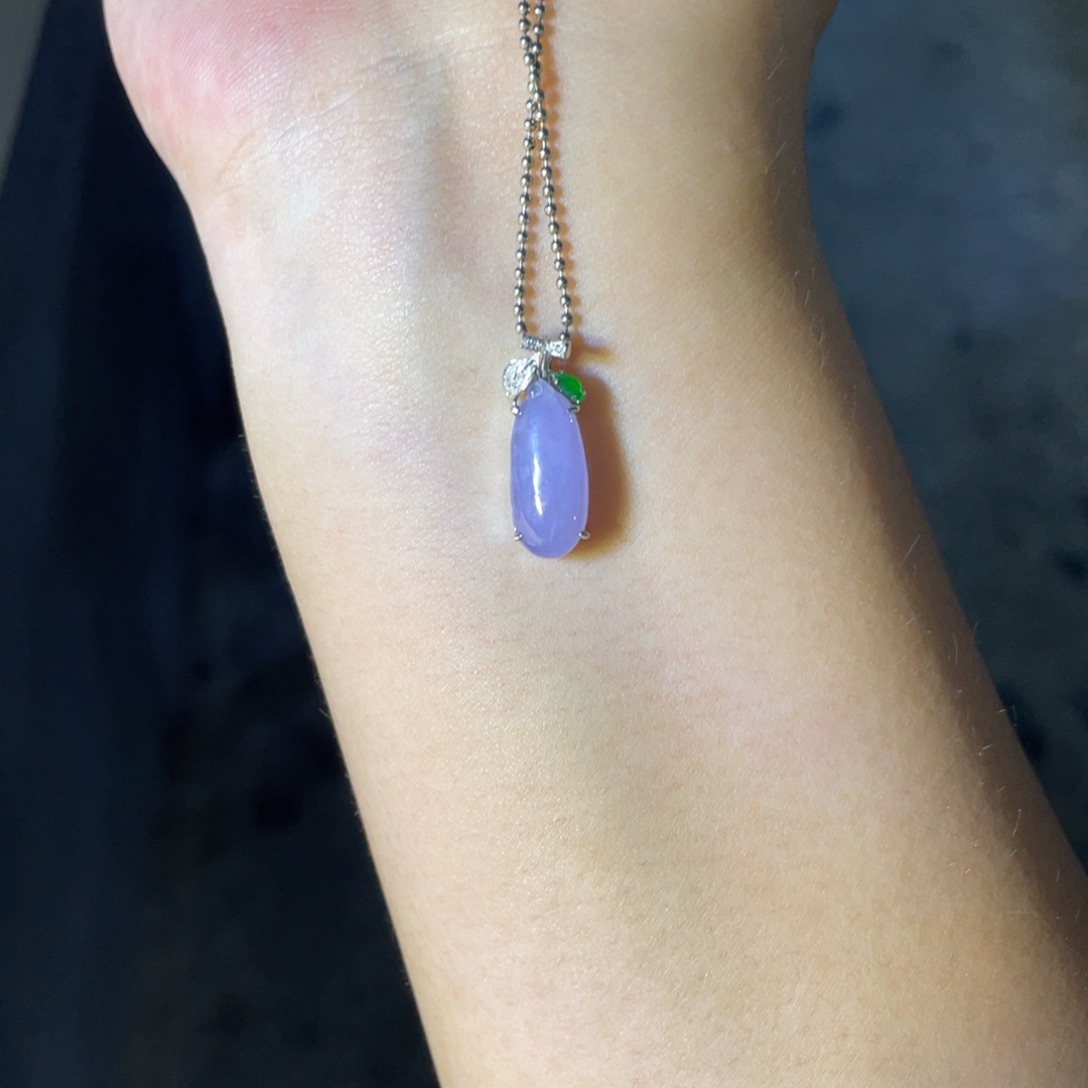 定制翡翠18K金镶嵌瓜