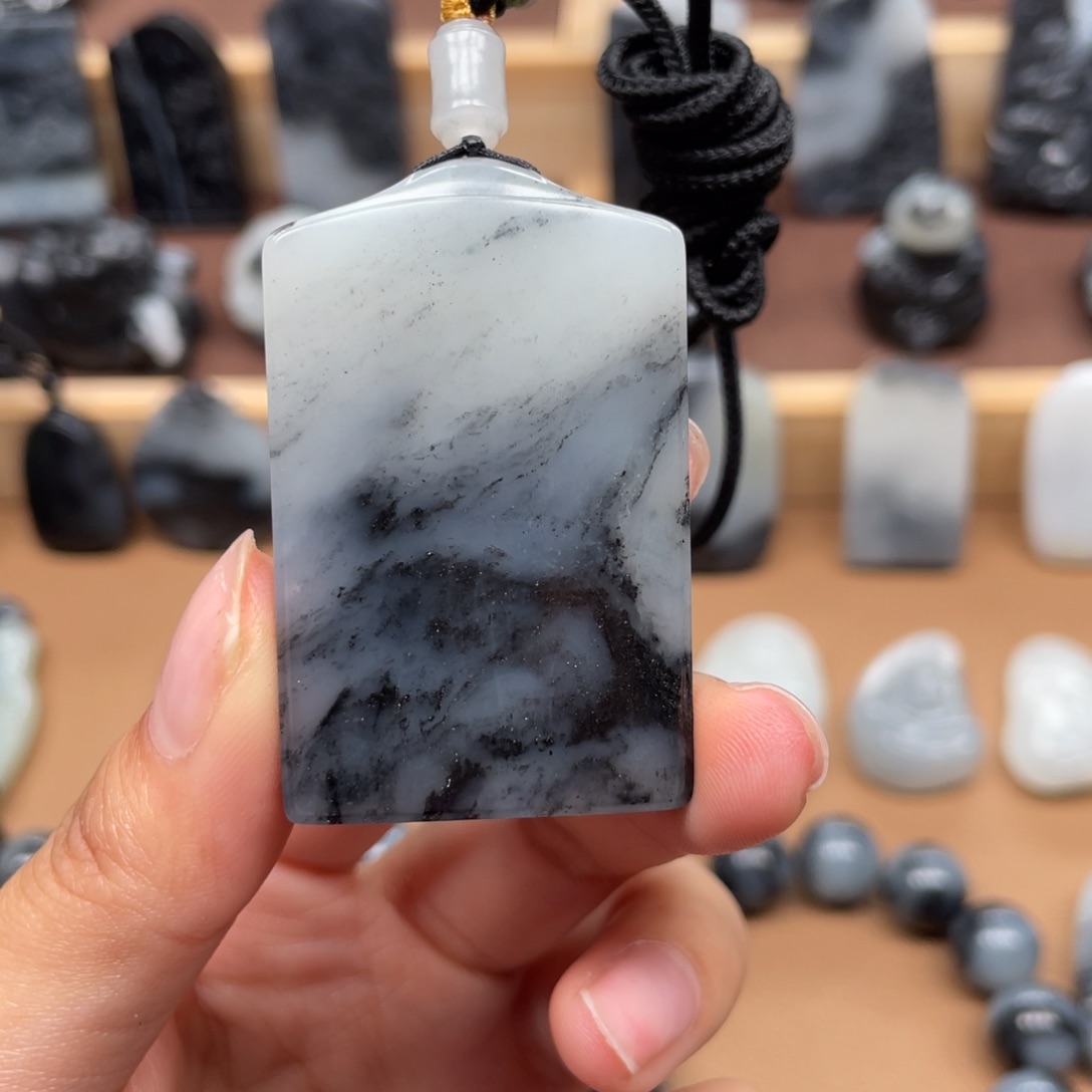 和田玉颈饰未镶嵌0****3