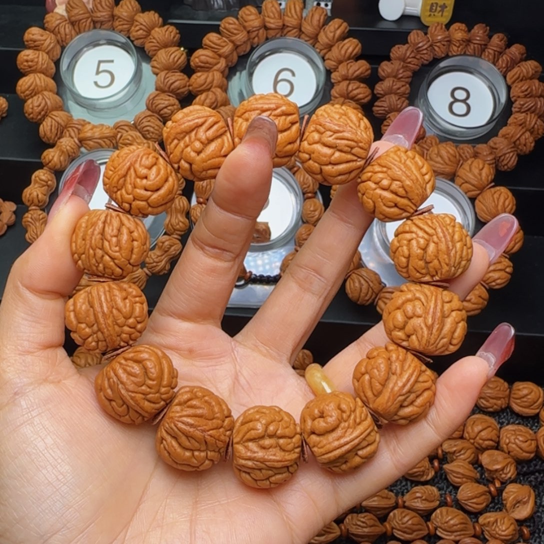 用***4文玩核桃手串原桩霸王龙手串