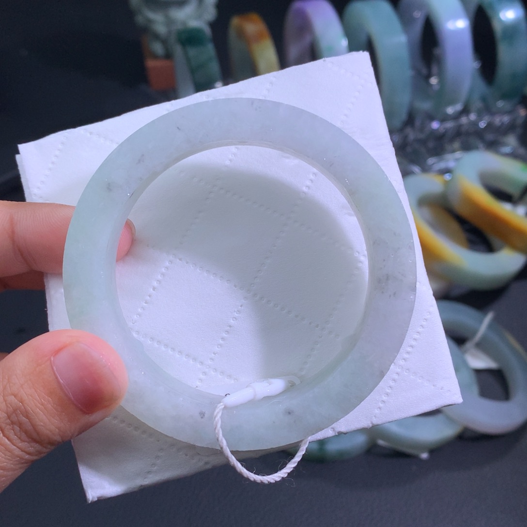 定制翡翠正未镶嵌