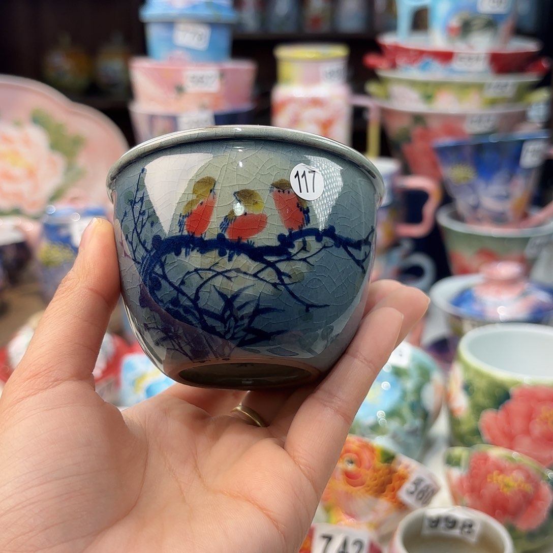 瓷片兔兔好漂亮呜呜de o o o w