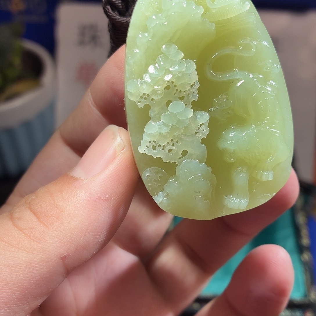 和田玉（糖玉）未镶嵌车挂