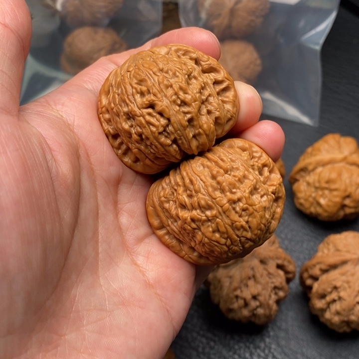 吊坠文玩核桃全品40绣球
