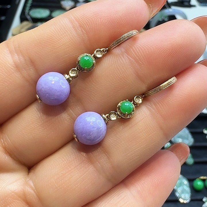 翡翠18K金镶嵌耳饰珠子