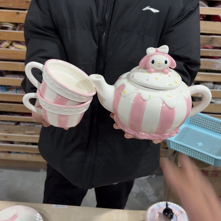 我们都是在这里关注起来了