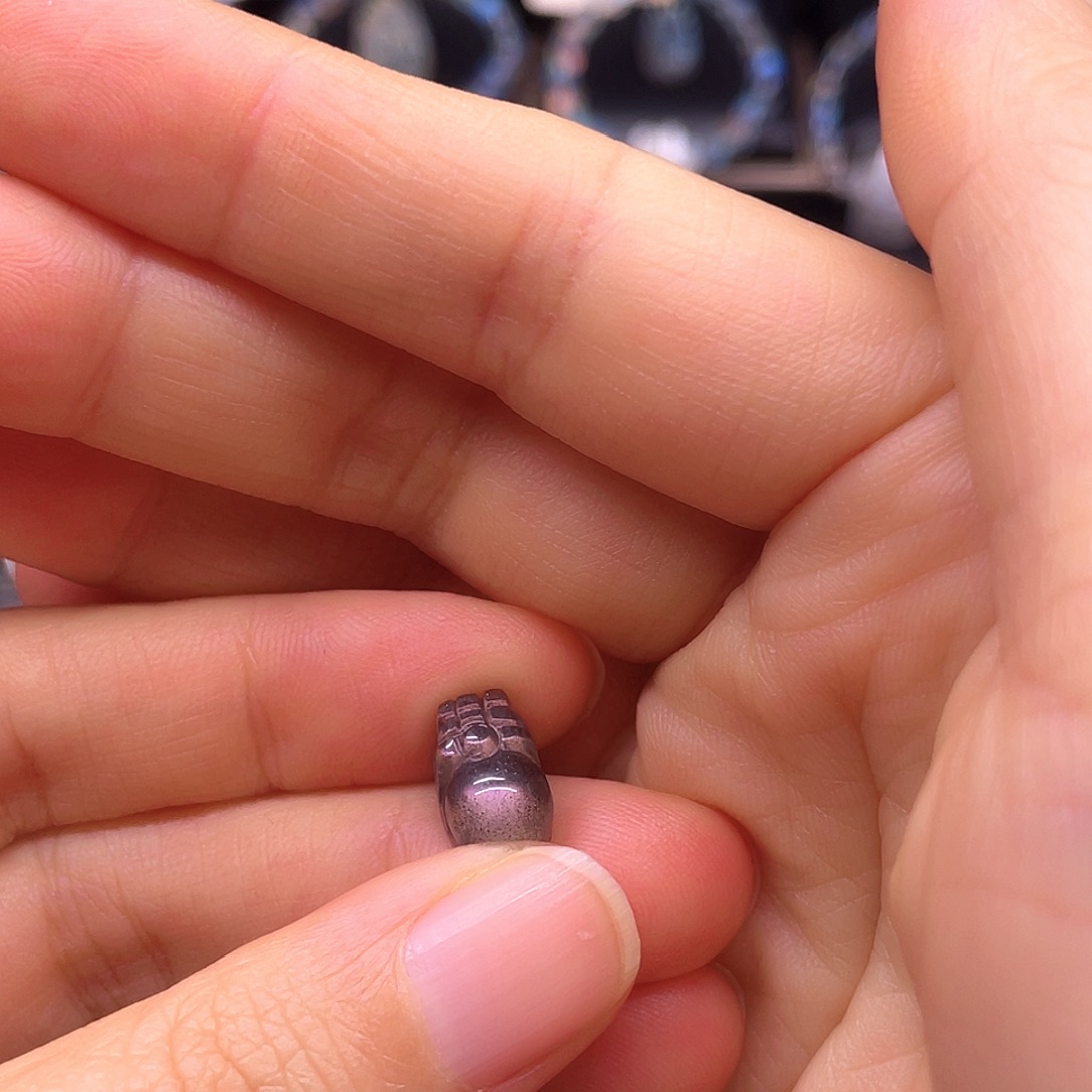 只***气长石裸石貔貅裸石