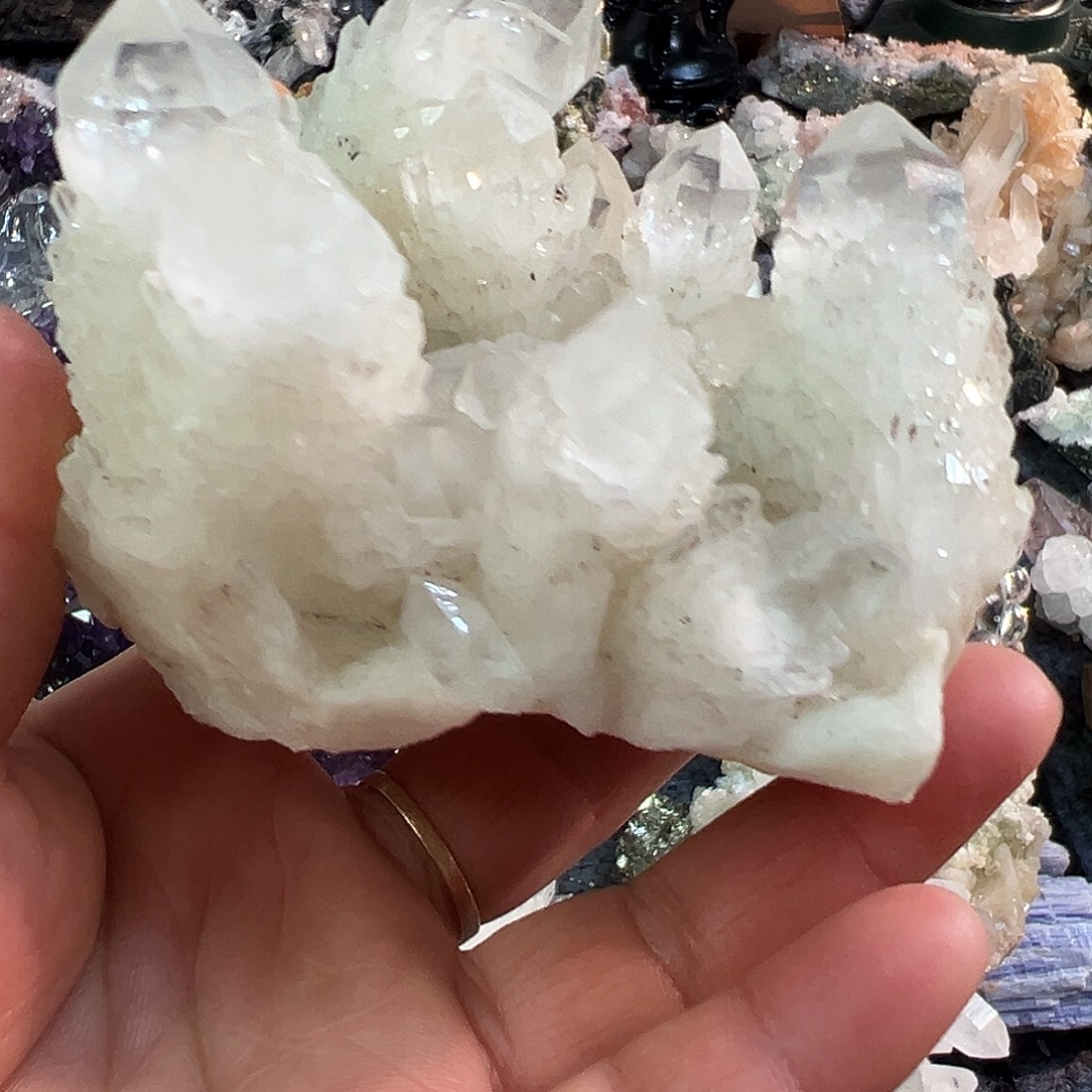 水晶未镶嵌珠宝半成品